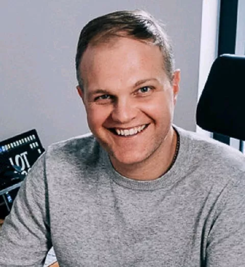 Stefan Macdonald